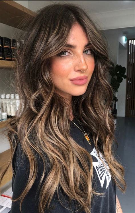 fall brunette balayage|More.